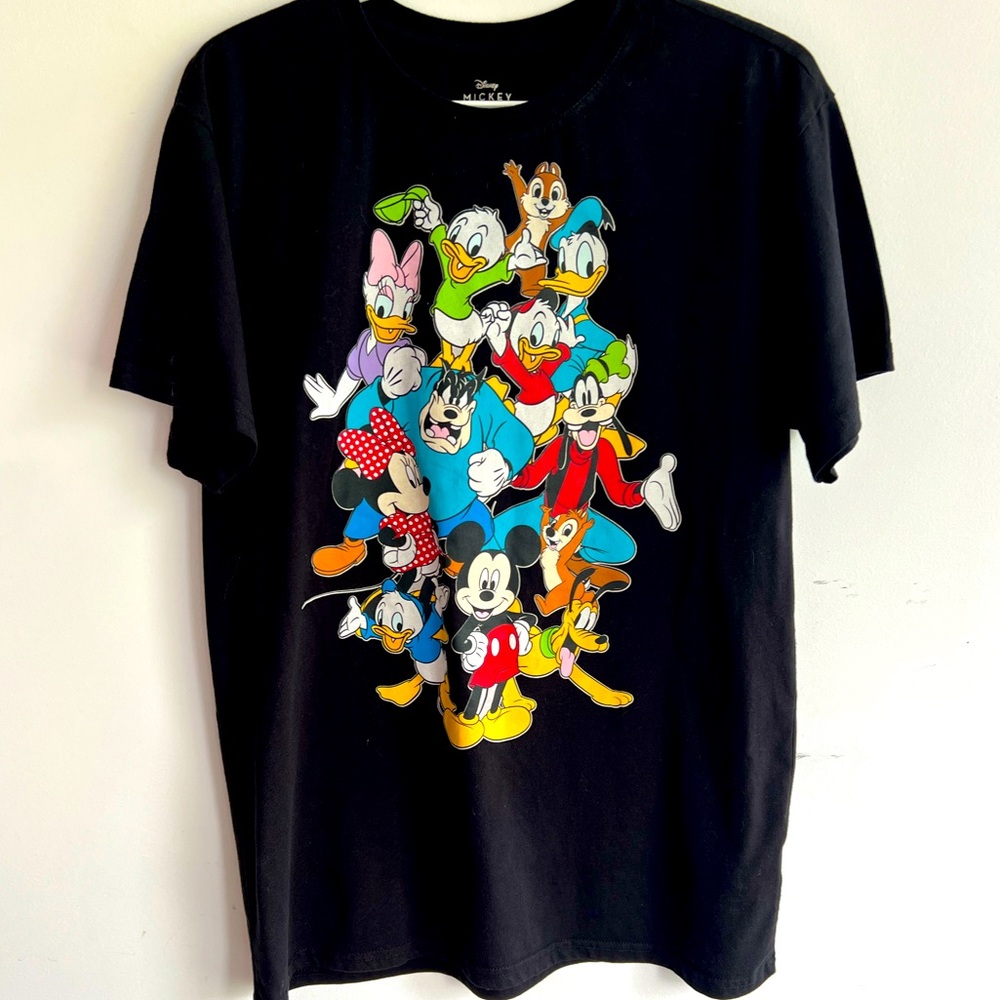 Disney Black T-Shirt short sleeve, Disney’s character animation Unisex